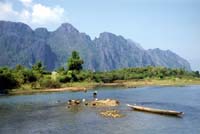 0009  La rivière Nam Song à Vang Vieng