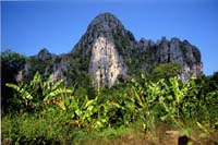 0010 Paysage de la vallée de Vang Vieng