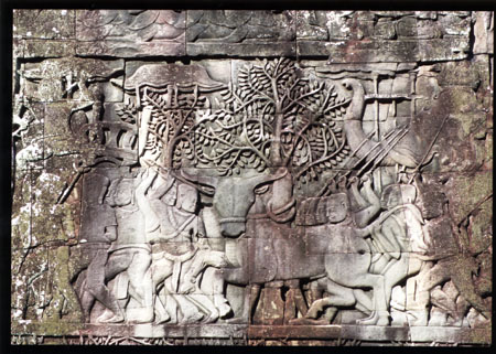 063 Bas-relief combat entre les khmers et les cham