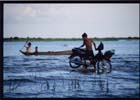 035 Rouler sur l'eau...  Pourquoi pas 