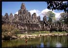 060 Vue générale sur le massif central du Bayon, reste 55 tours en grès